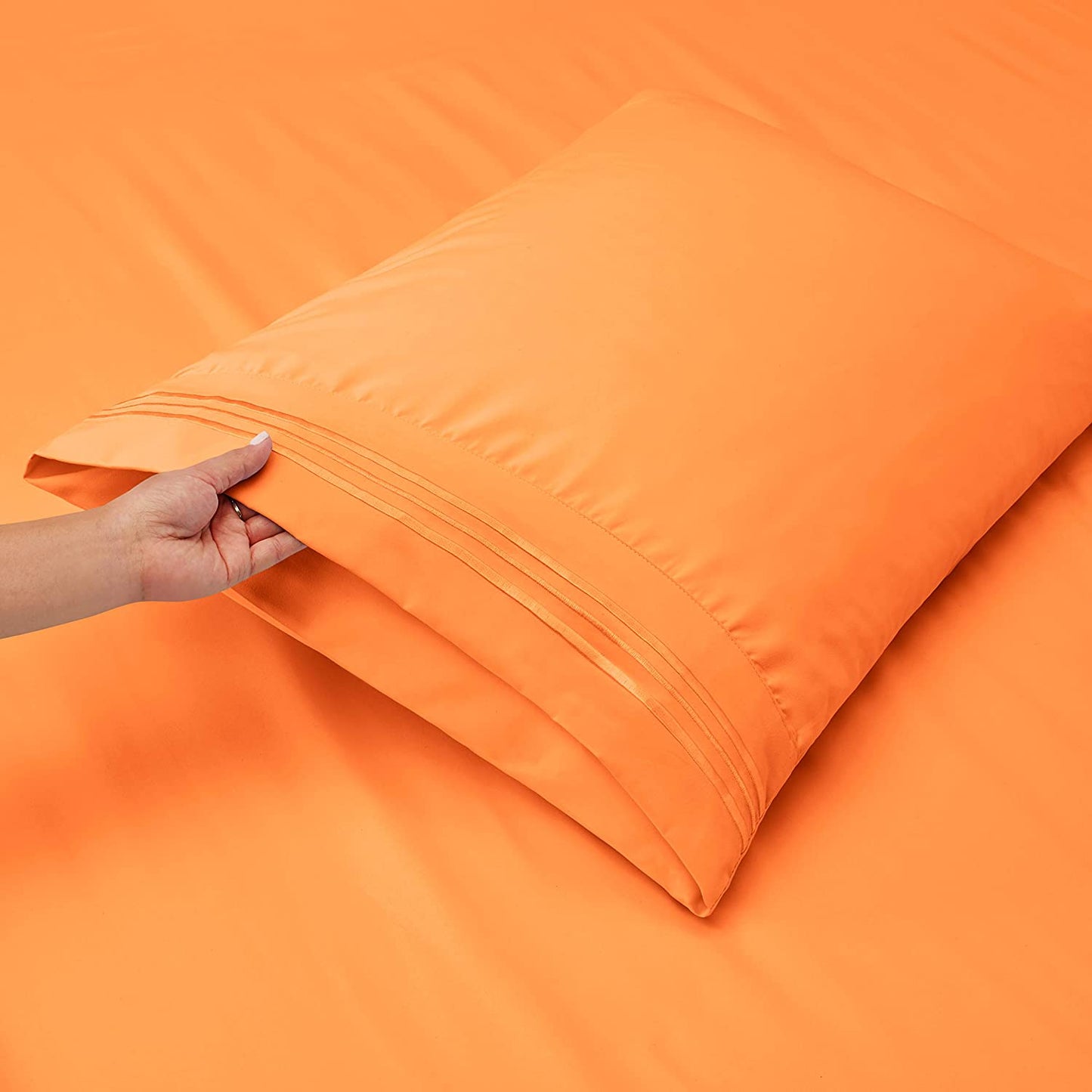 1800  Collection Microfiber Sheet Set  Apricot